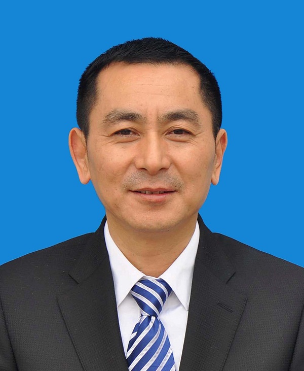 陈静